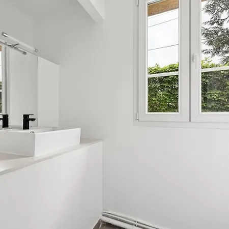 A Deux Pas De La Gare #2- Confort Avec Wifi Apartment Chelles (Seine-et-Marne)